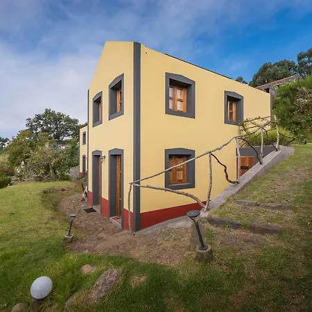 Casas Da Levada Ponta do Pargo