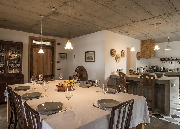 Casas Da Levada * بونتا دو بارغو